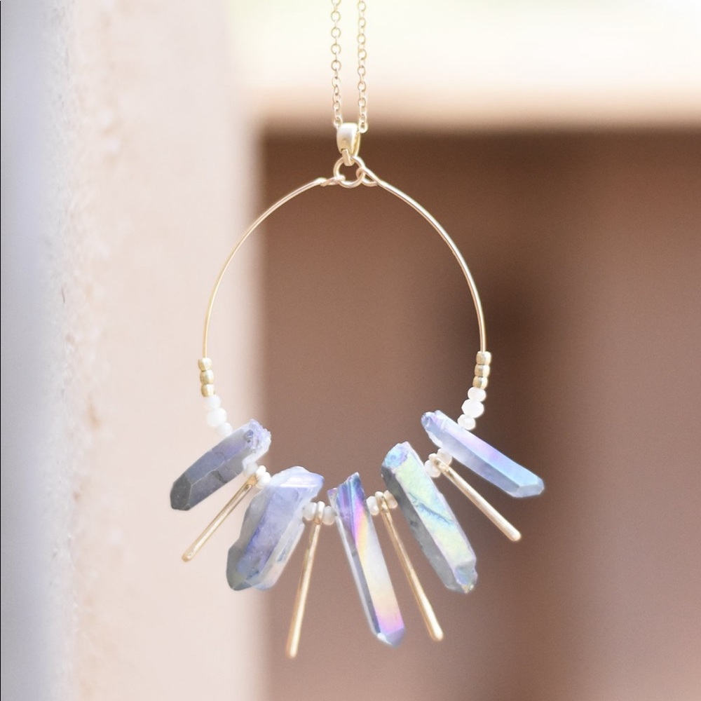 ONE LEFT! 🚨 Angel Aura Quartz Pendant Necklace - Picture 2 of 5